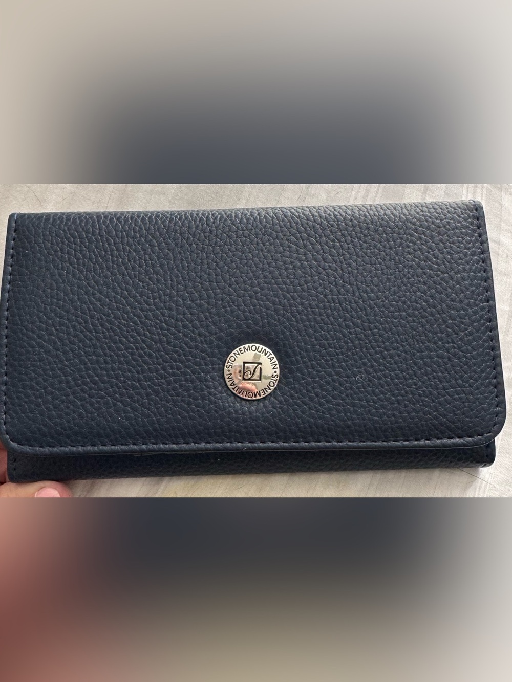 Stone Mountain Accessories Navy Pebbled Leather Wallet